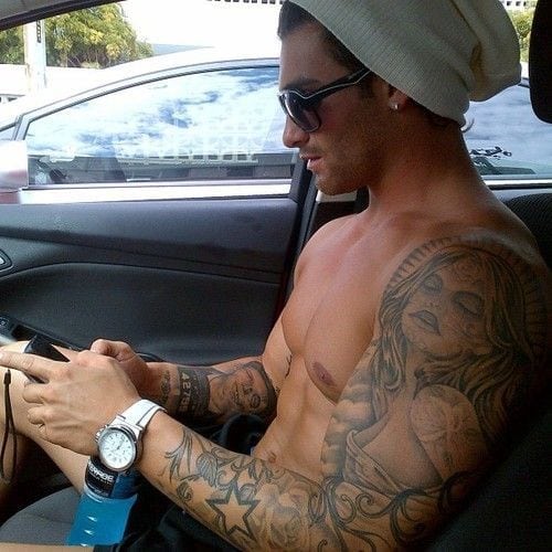 hot guy texting