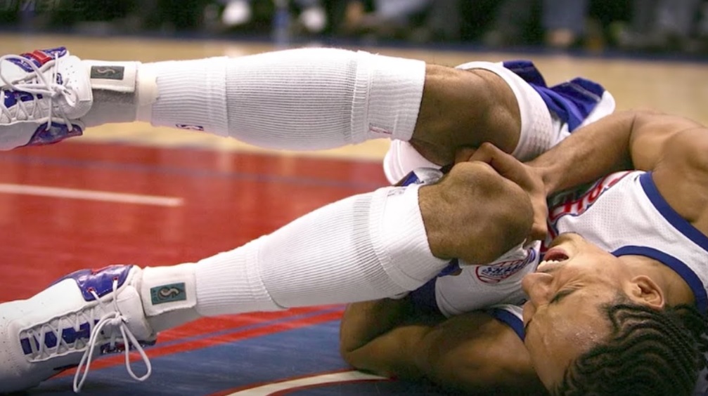 8 Of The Most Gruesome Sports Injuries! - Men's Variety
